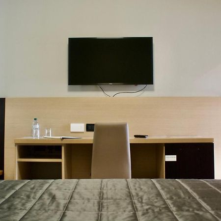 Autosole 2 Hotel Milan Luaran gambar