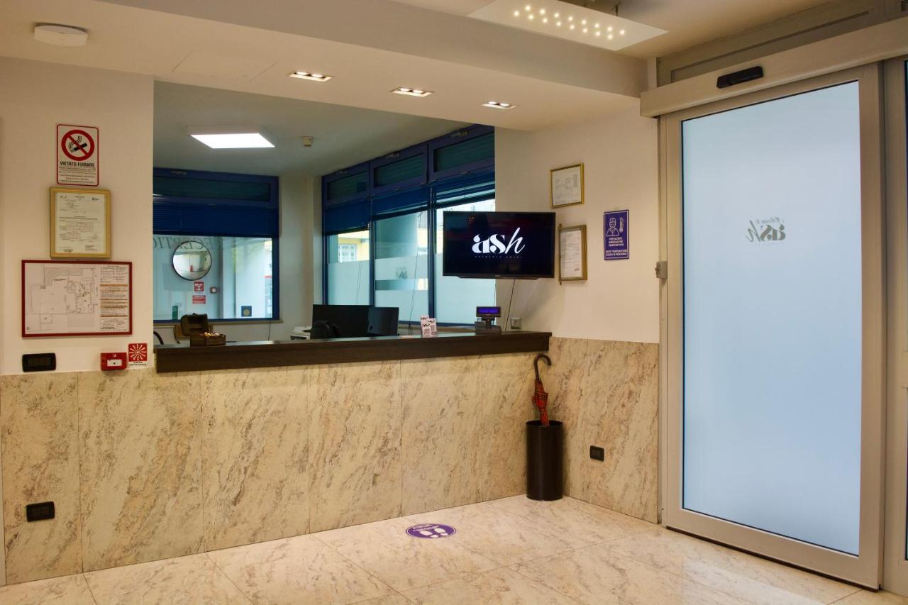 Autosole 2 Hotel Milan Luaran gambar