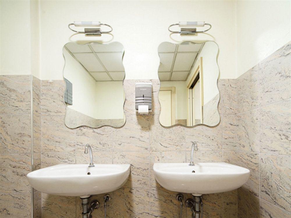 Autosole 2 Hotel Milan Luaran gambar